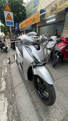 Honda SH 2019 - ảnh 1