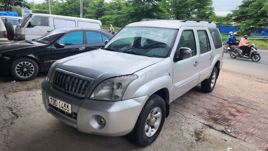 Toyota Prado - ảnh 1