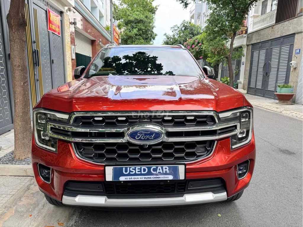 Ford Everest 2023 - ảnh 1