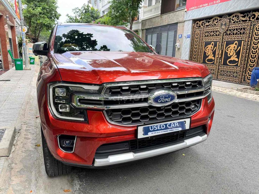 Ford Everest 2023 - ảnh 2