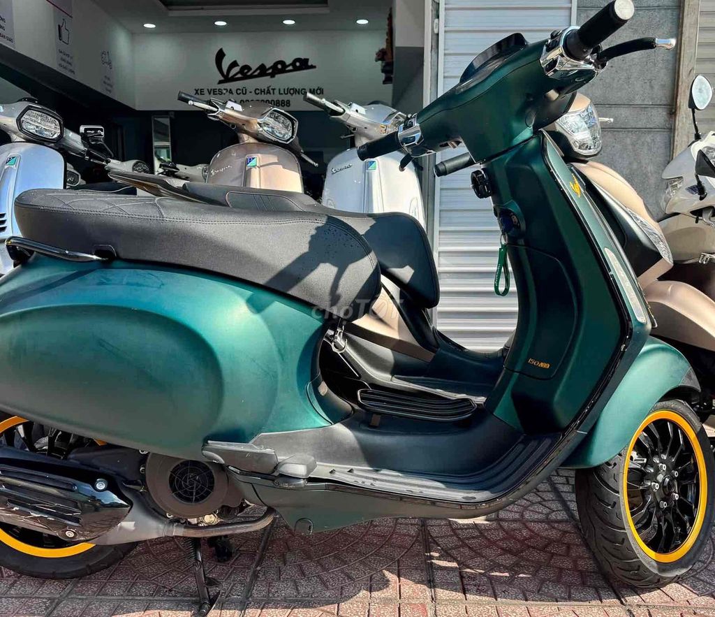 Piaggio Vespa 2022 - ảnh 1