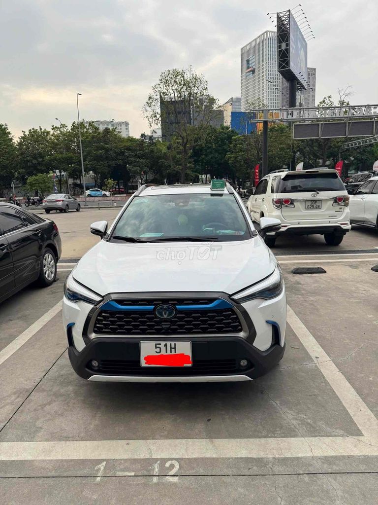 Toyota 2021 - ảnh 1