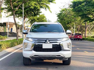 Mitsubishi Pajero Sport 2021 - ảnh 1