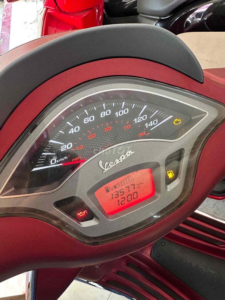 Piaggio Vespa 2016 - ảnh 2