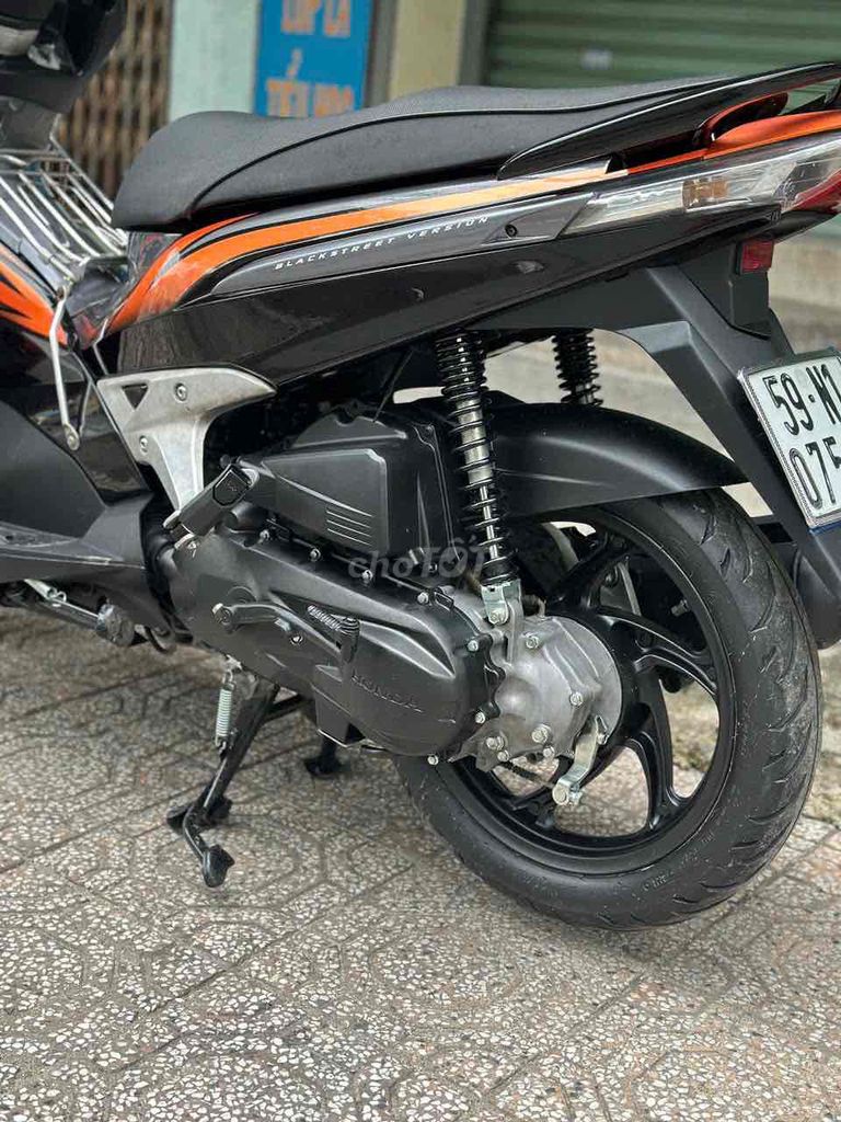 Honda Airblade 2011 - ảnh 5