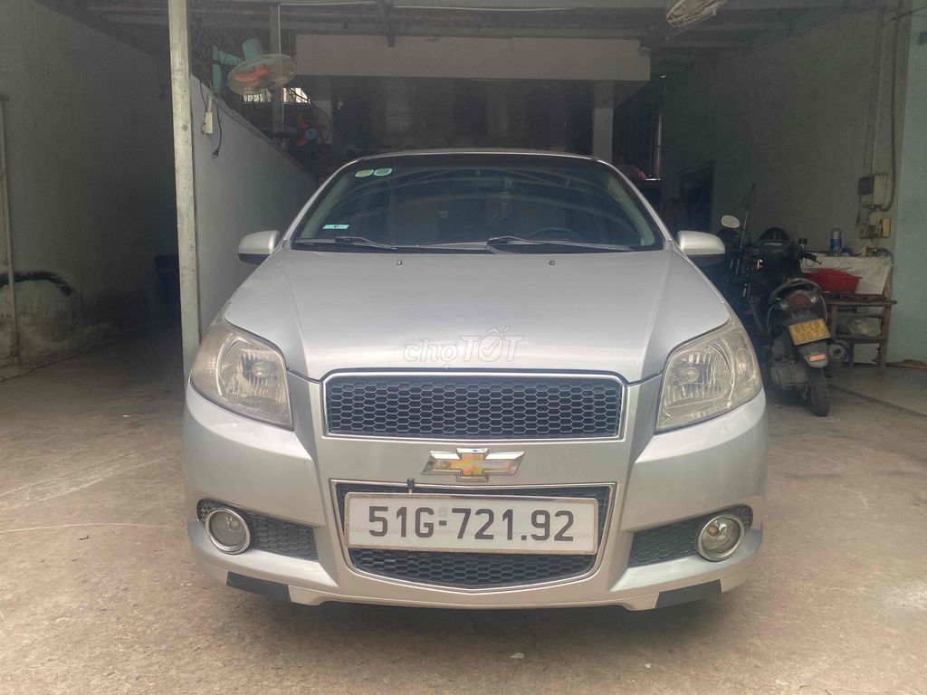 Chevrolet Aveo 2018 - ảnh 1