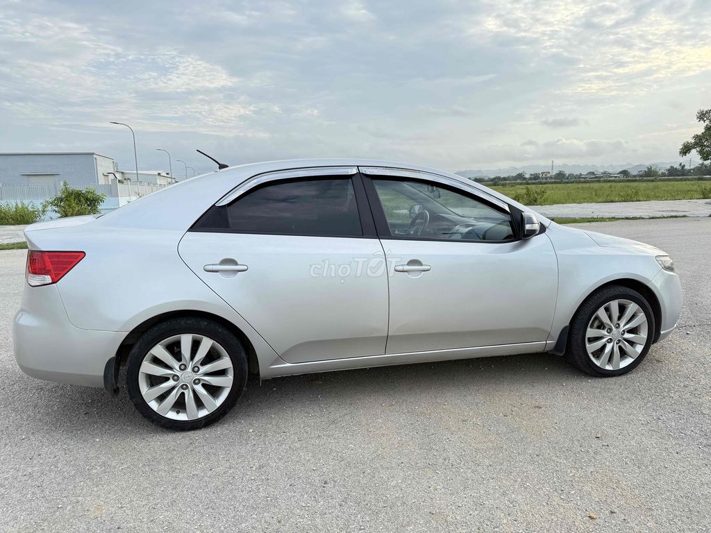 Kia Cerato 2009 - ảnh 5
