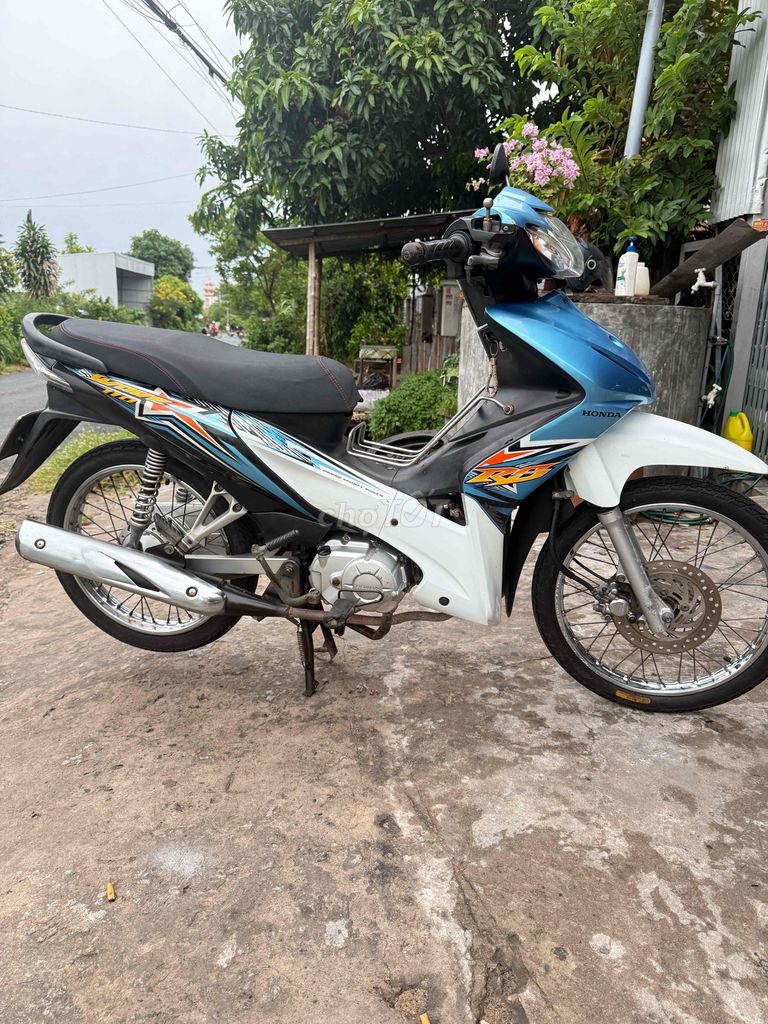 Honda Wave 2011 - ảnh 1