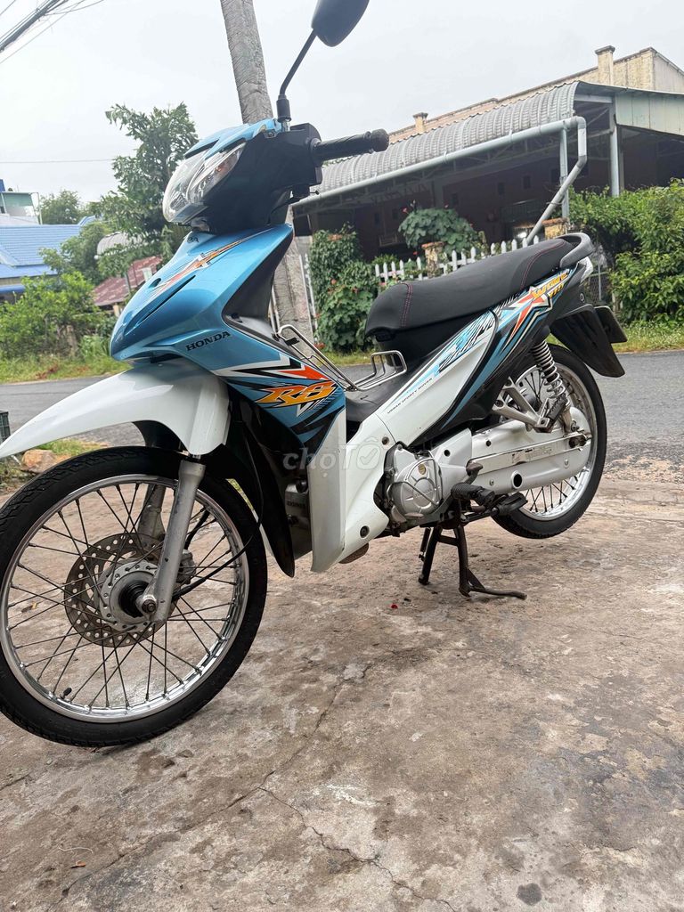 Honda Wave 2011 - ảnh 3