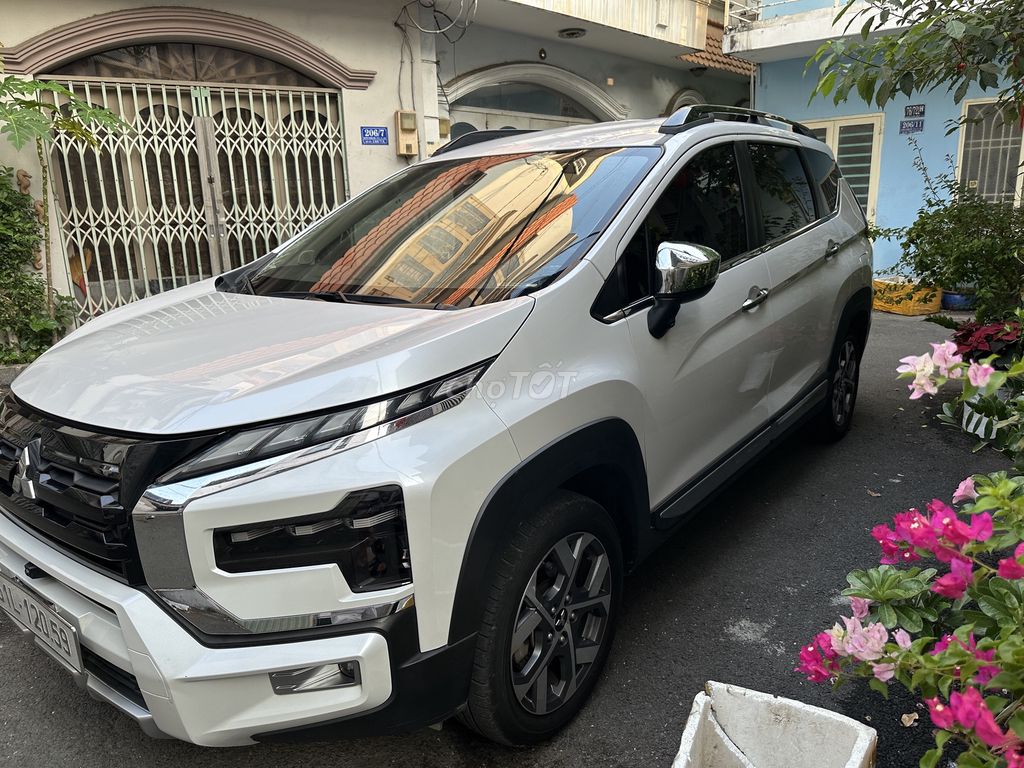 Mitsubishi Xpander Cross 2024 - ảnh 1