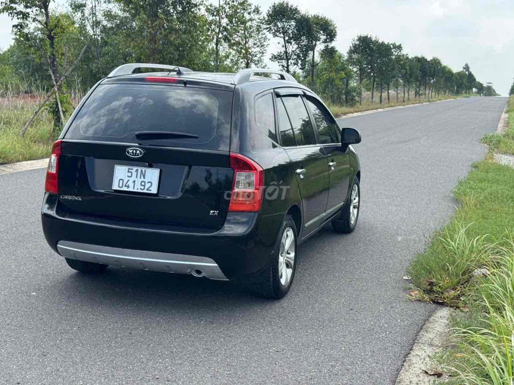 Kia Carens 2015 - ảnh 1