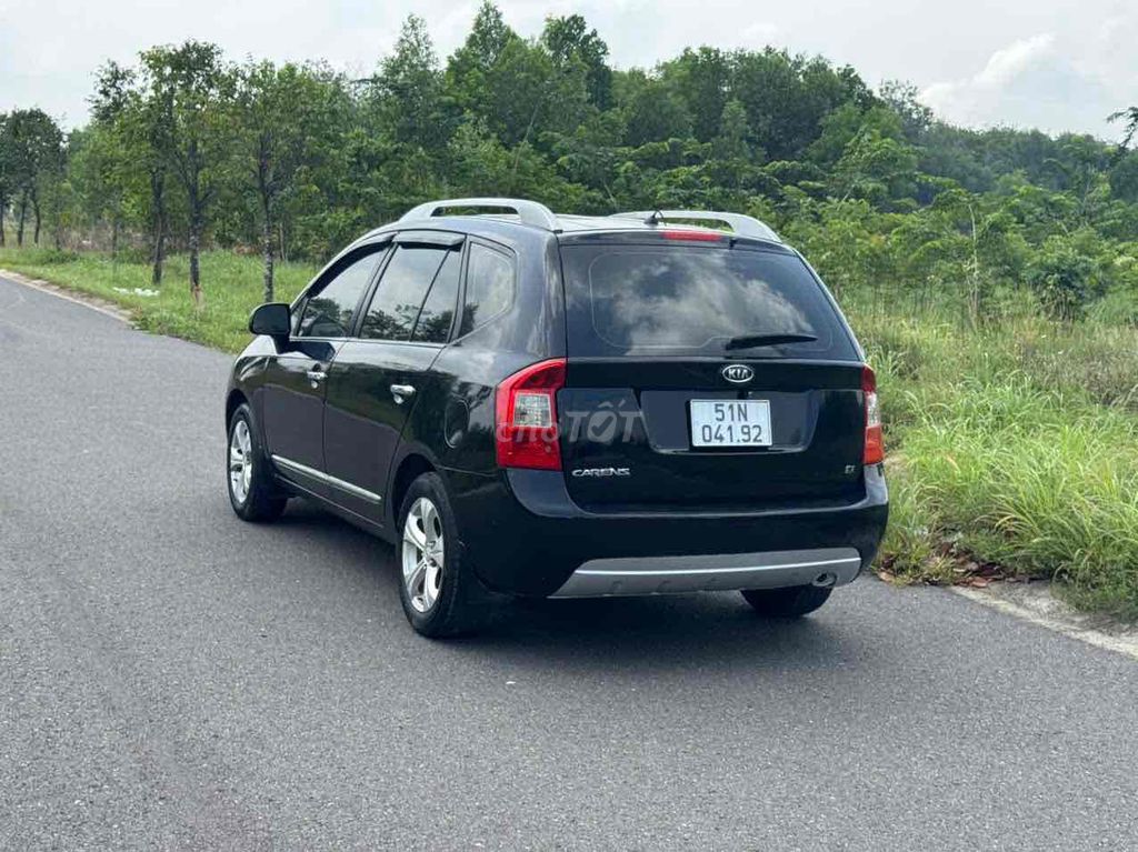 Kia Carens 2015 - ảnh 2