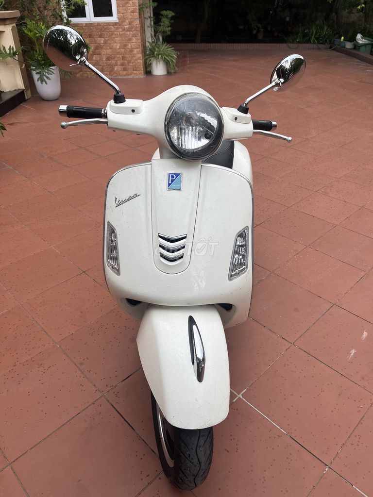 Piaggio Vespa 2015 - ảnh 1