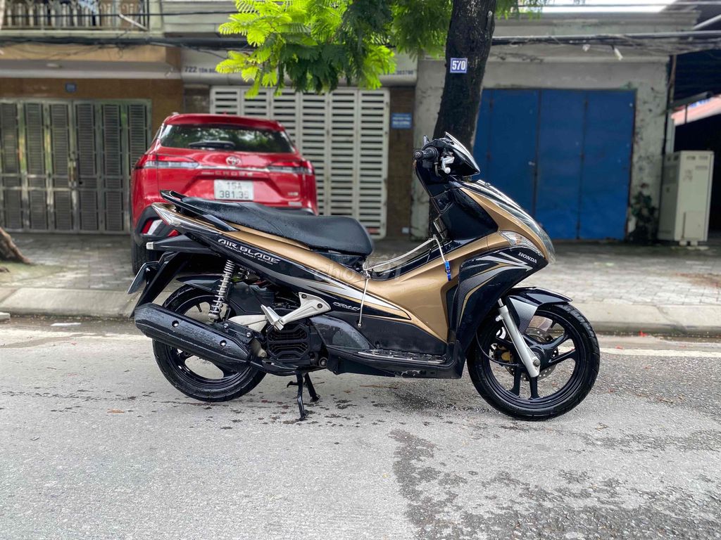 Honda Air Blade 2012 - ảnh 4