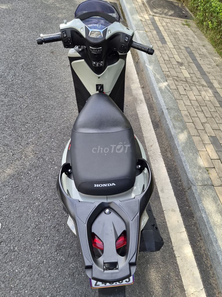 Honda SH 2023 - ảnh 3