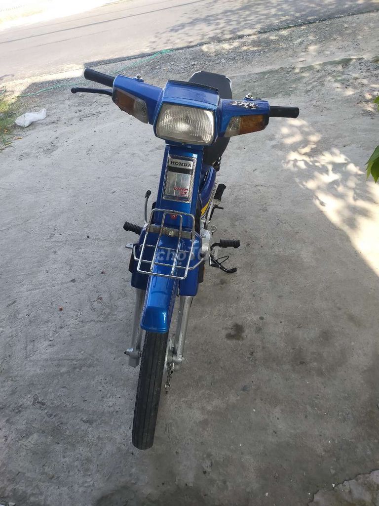 Honda Dream 2000 - ảnh 3