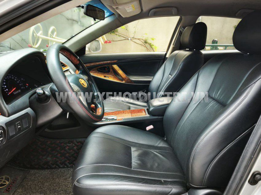 Toyota Camry 2.0E 2011 - ảnh 5
