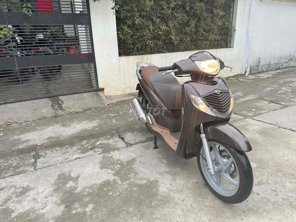 Honda 2009 - ảnh 2