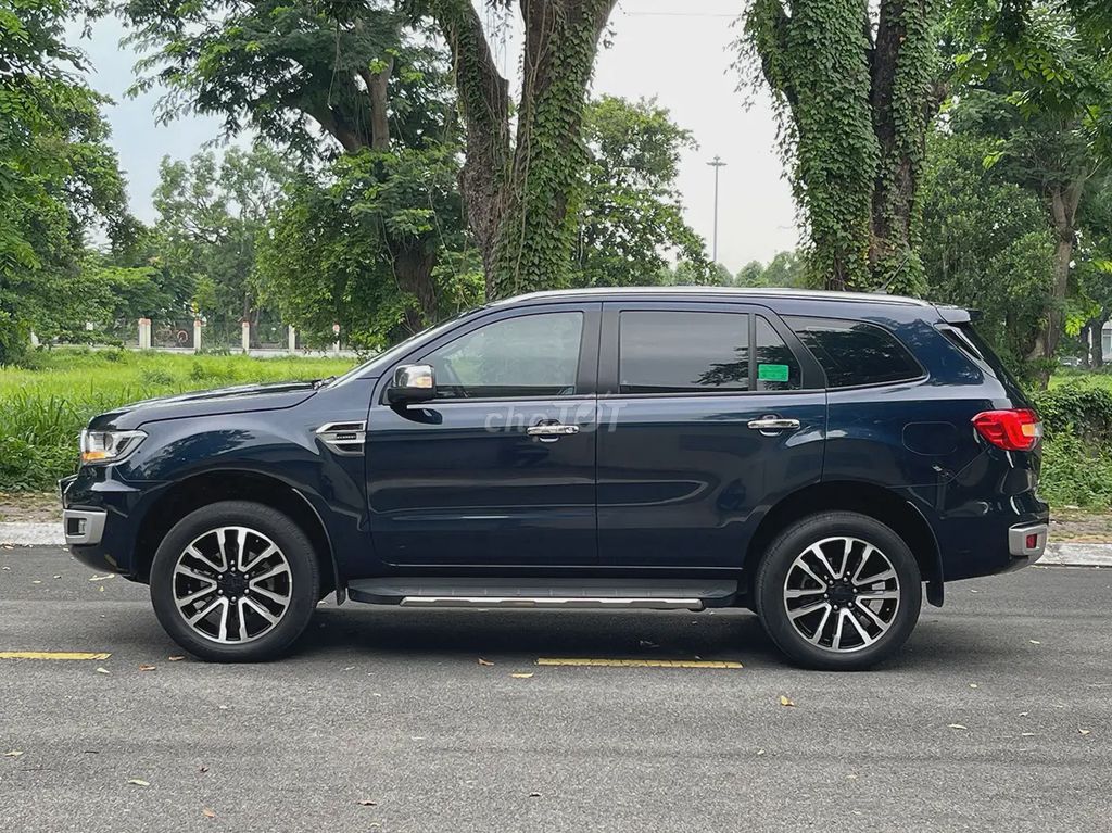 Ford Everest 2021 - ảnh 3