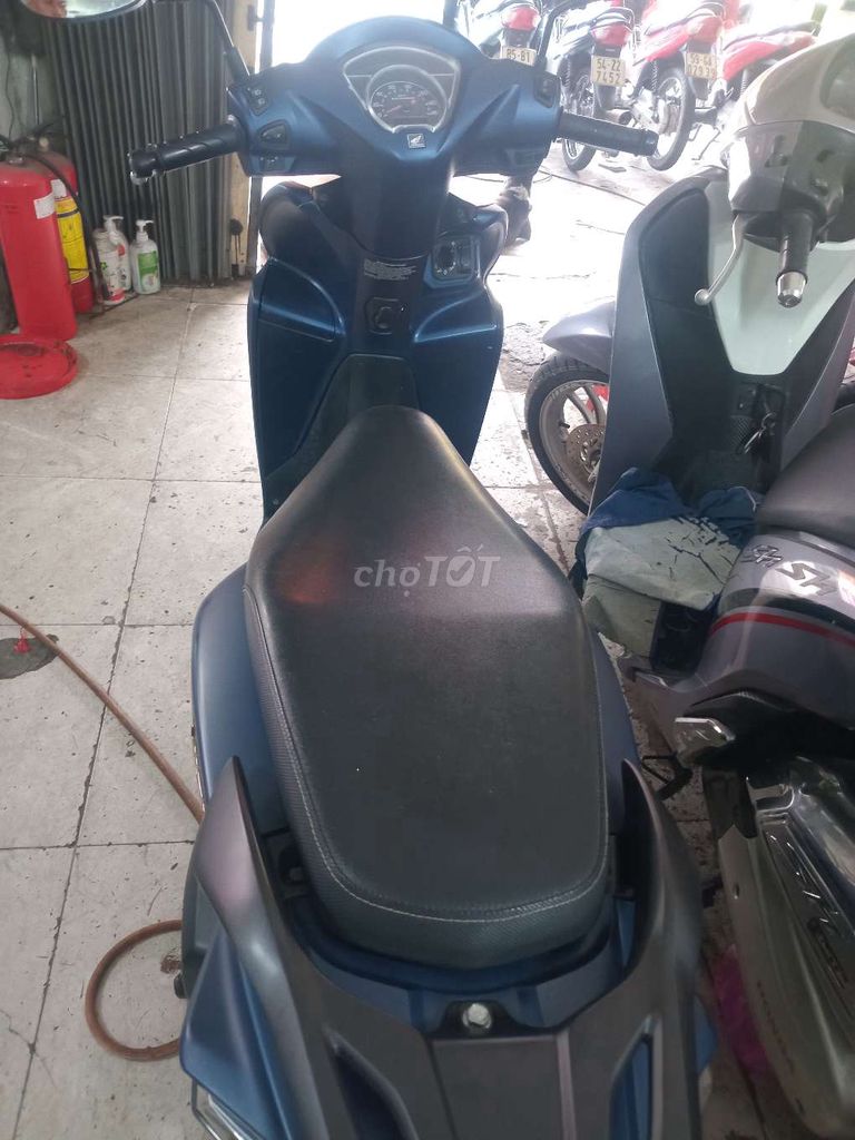 Honda Vision 2021 - ảnh 1