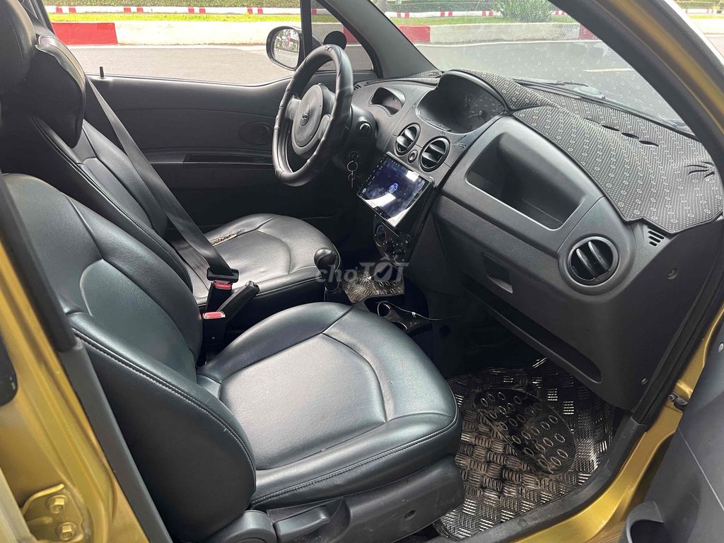 Chevrolet Spark 2011 - ảnh 4
