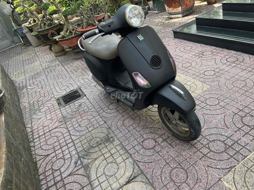 Vespa 2010 - ảnh 2