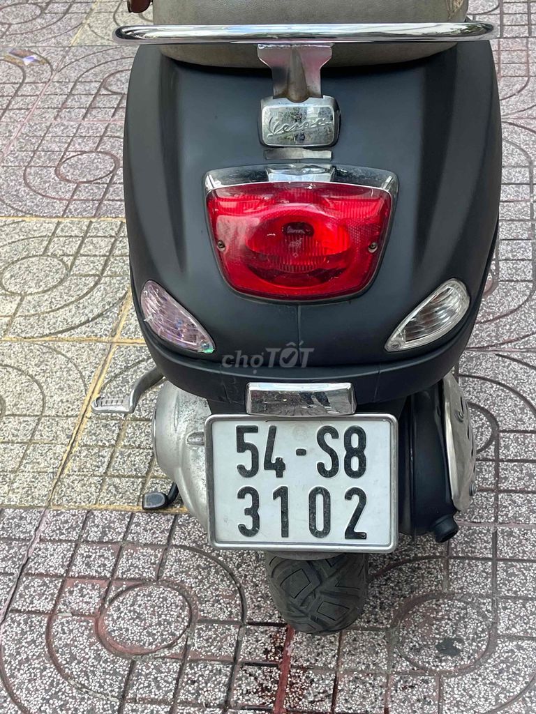 Vespa 2010 - ảnh 4