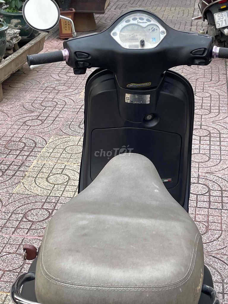 Vespa 2010 - ảnh 5