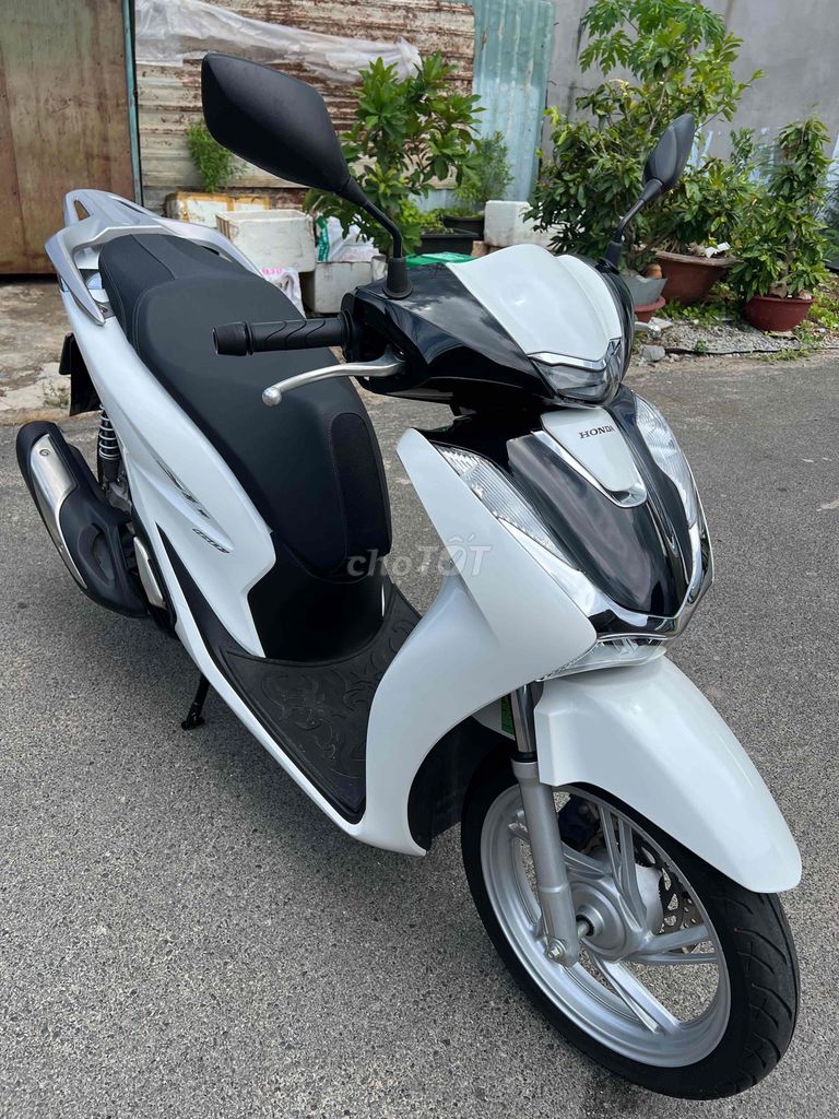 Honda SH 2025 - ảnh 1