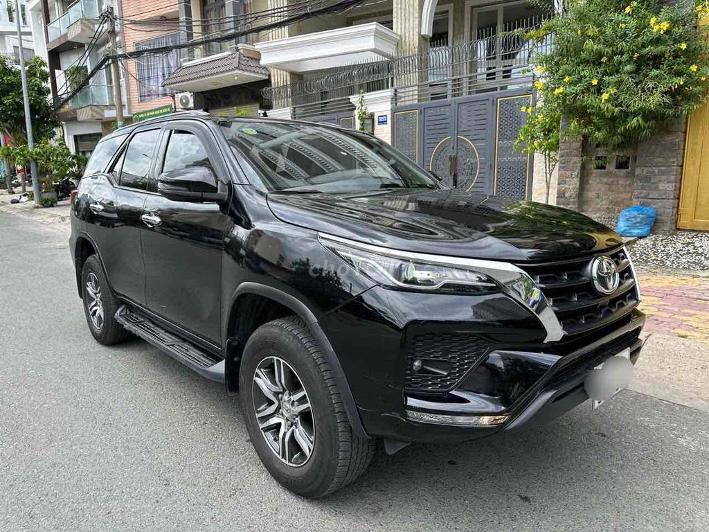 Toyota Fortuner 2021 - ảnh 2