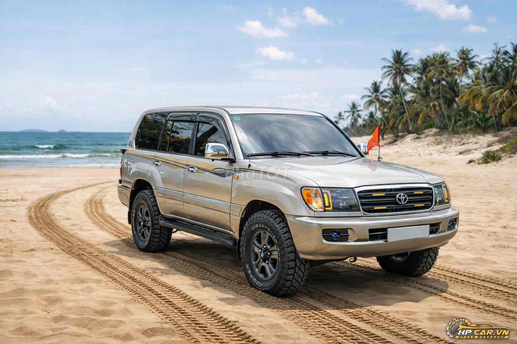 Toyota Land Cruiser 2002 - ảnh 1