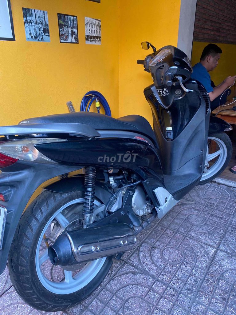 Honda SH 2010 - ảnh 3