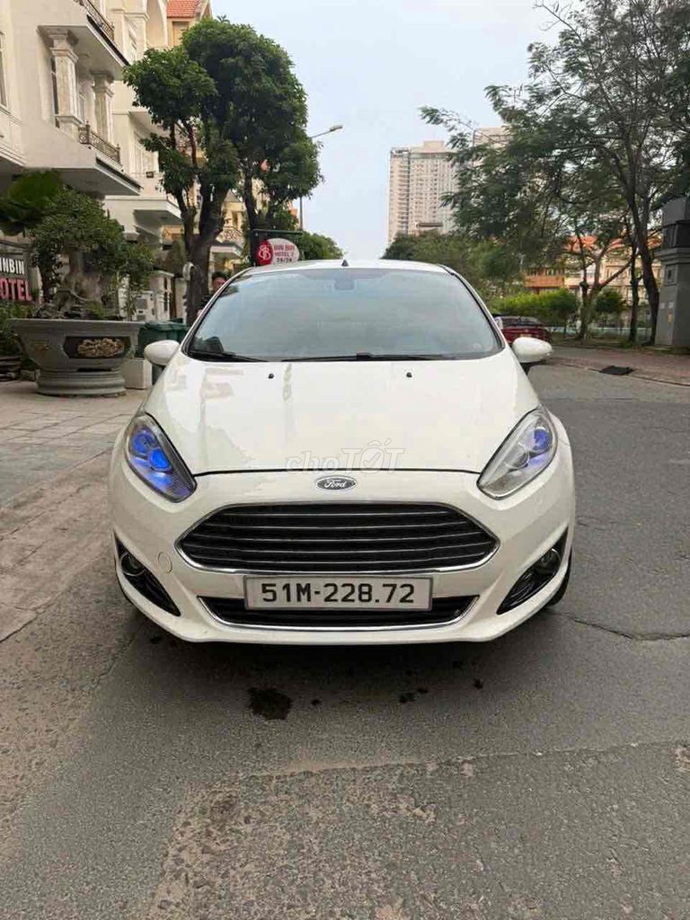 Ford Fiesta 2014 - ảnh 1