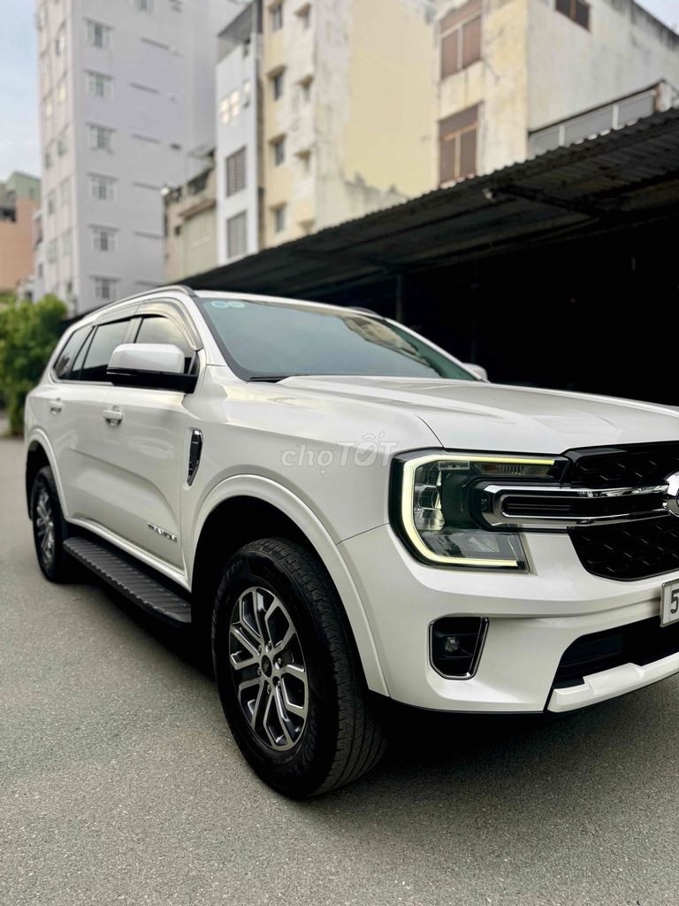 Ford Everest 2024 - ảnh 4