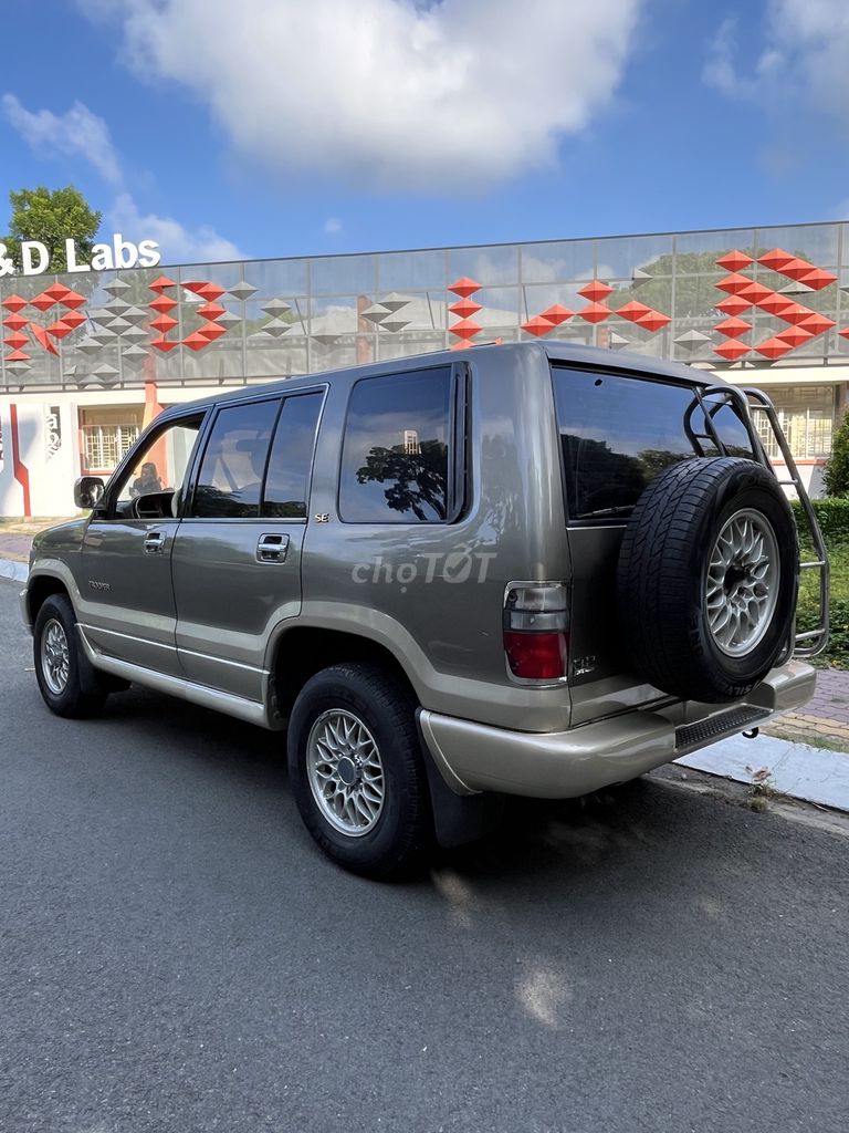 Isuzu Trooper - ảnh 1
