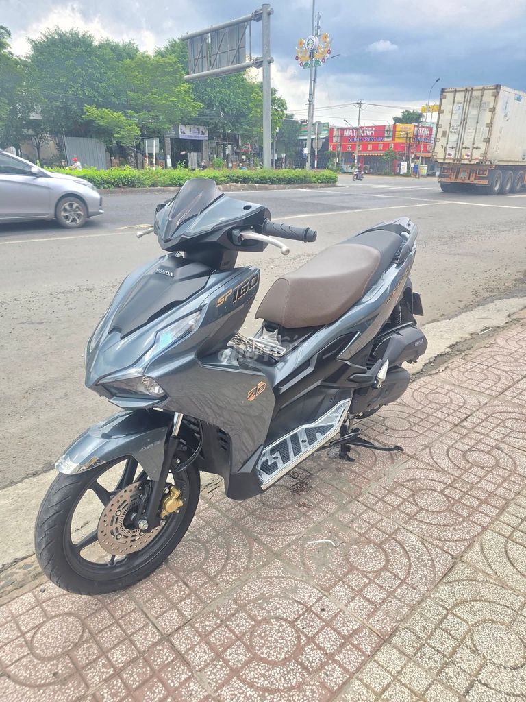 Honda Air Blade 2023 - ảnh 2