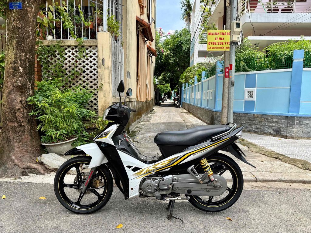 Yamaha 2012 - ảnh 3