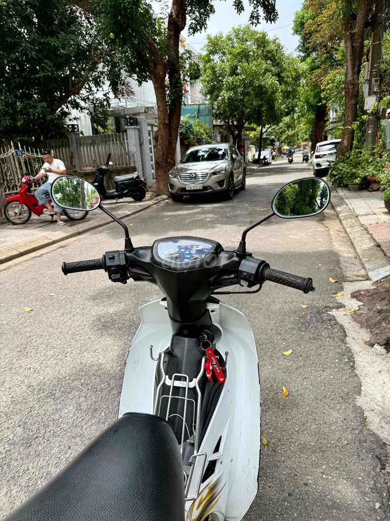 Yamaha 2012 - ảnh 4