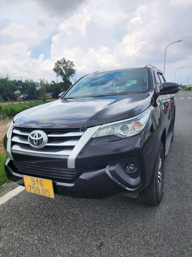 Toyota Fortuner 2018 - ảnh 1