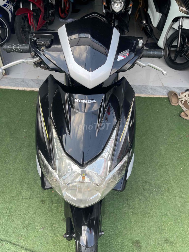 Xe b 2014 - ảnh 1