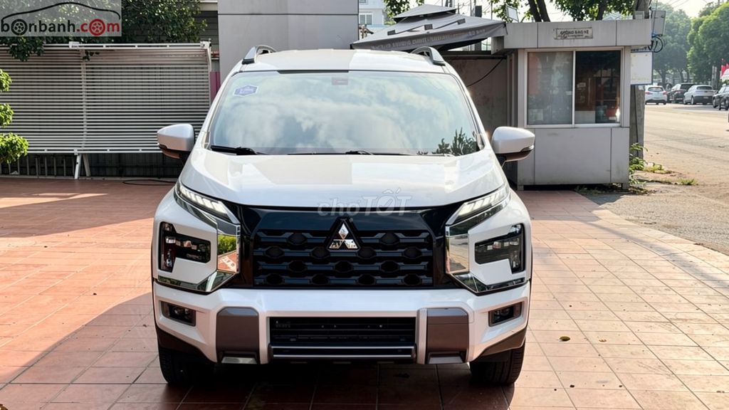 Mitsubishi Xpander Cross 1.5 AT 2025 - ảnh 4