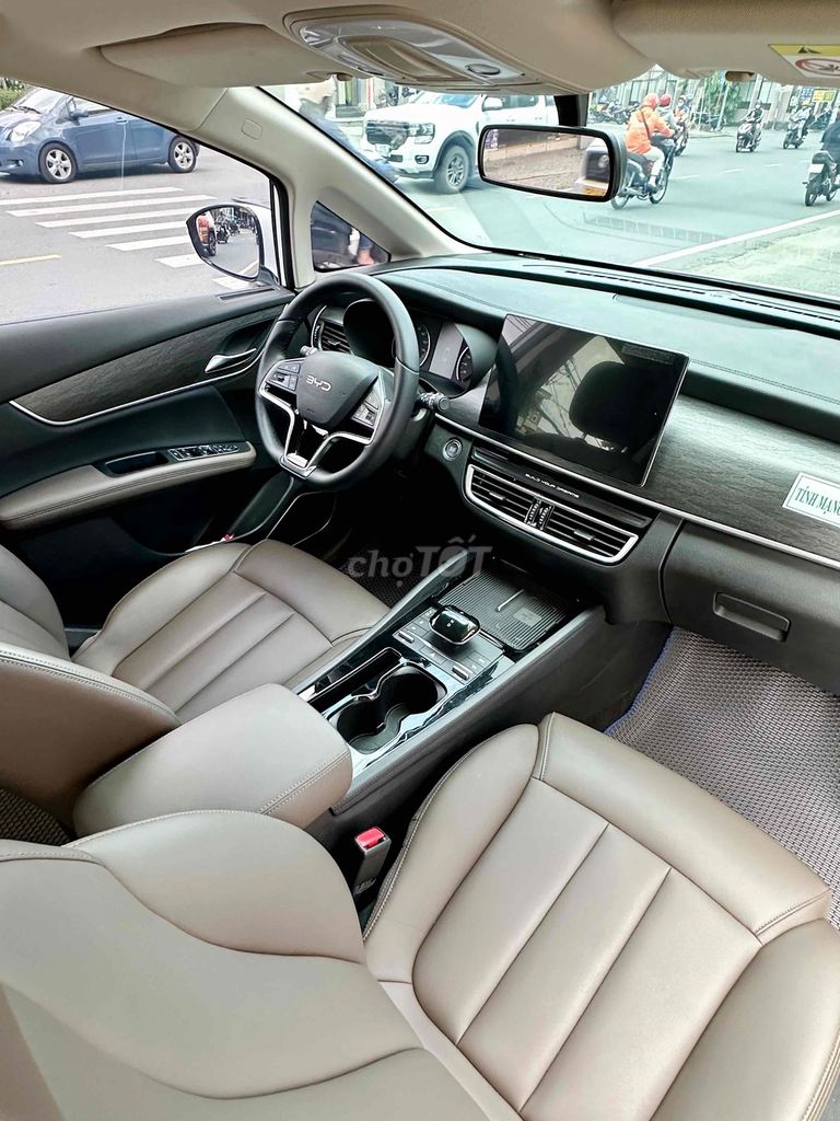 BYD M6 2026 - ảnh 5