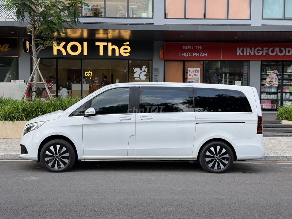 Mercedes-Benz 2020 - ảnh 1