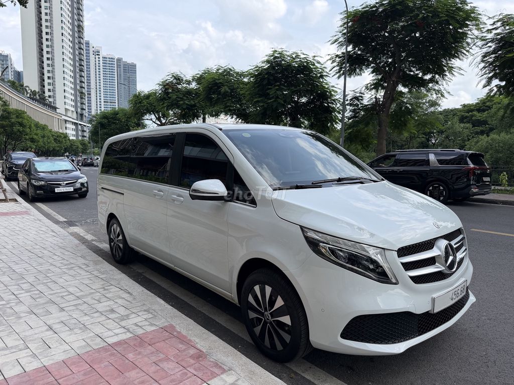 Mercedes-Benz 2020 - ảnh 3