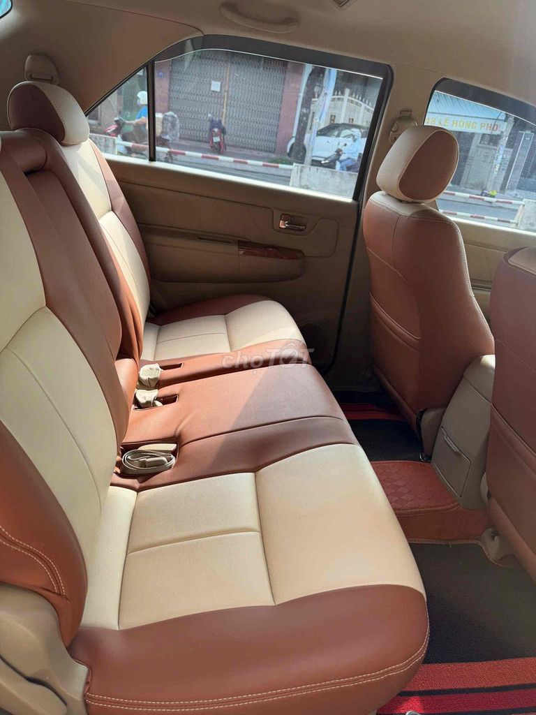 Toyota Fortuner - ảnh 5