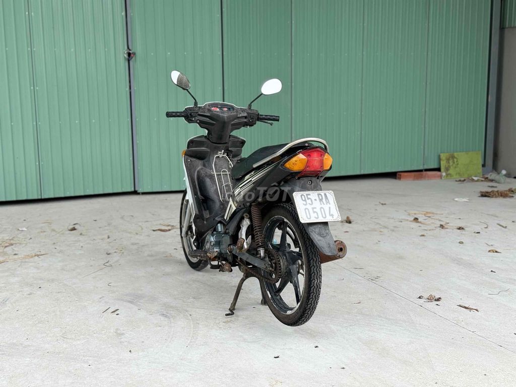 Yamaha Sirius 2010 - ảnh 3