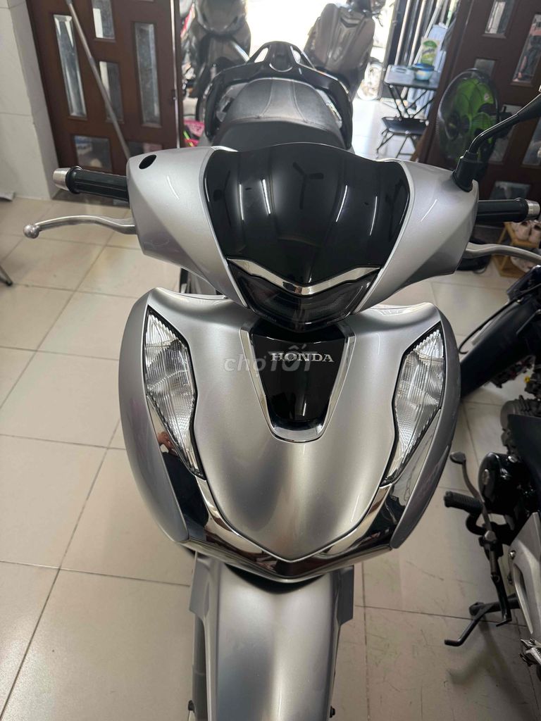 Honda SH 2021 - ảnh 1