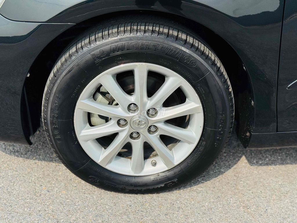 Toyota Camry 2.4G 2012 - ảnh 4