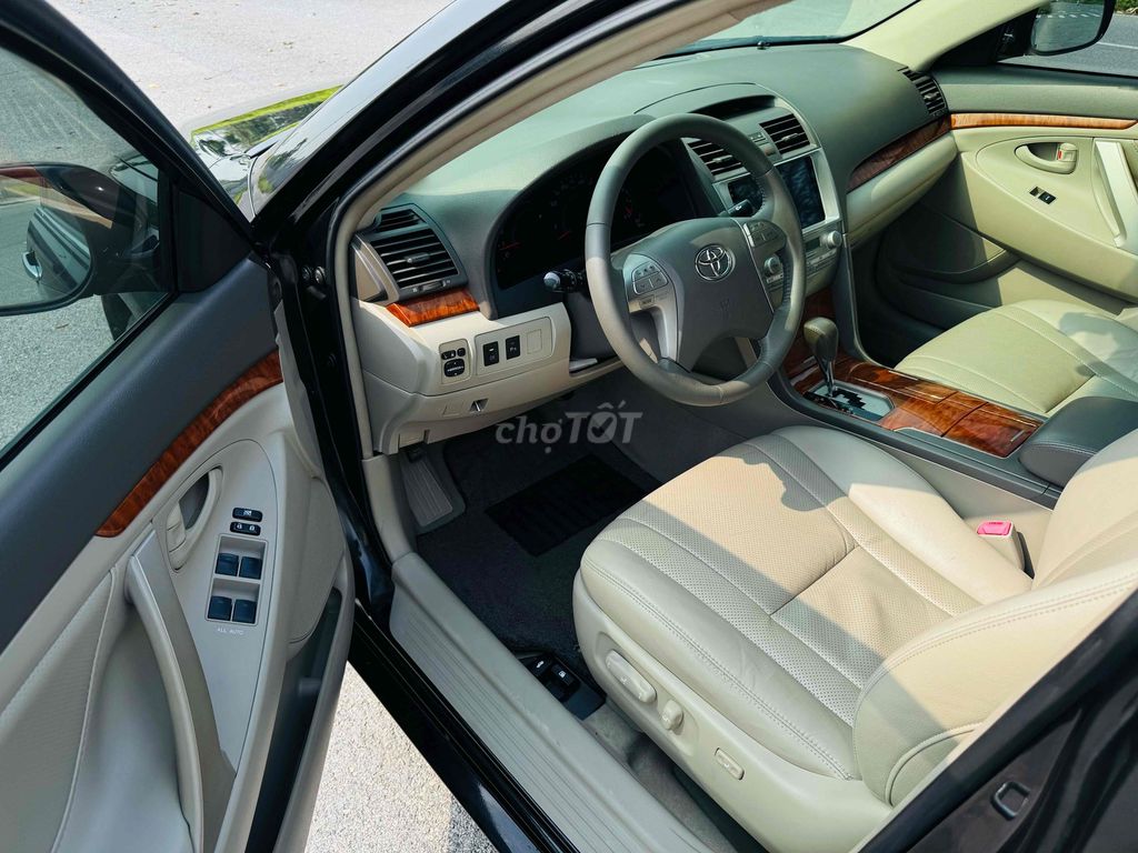 Toyota Camry 2.4G 2012 - ảnh 5