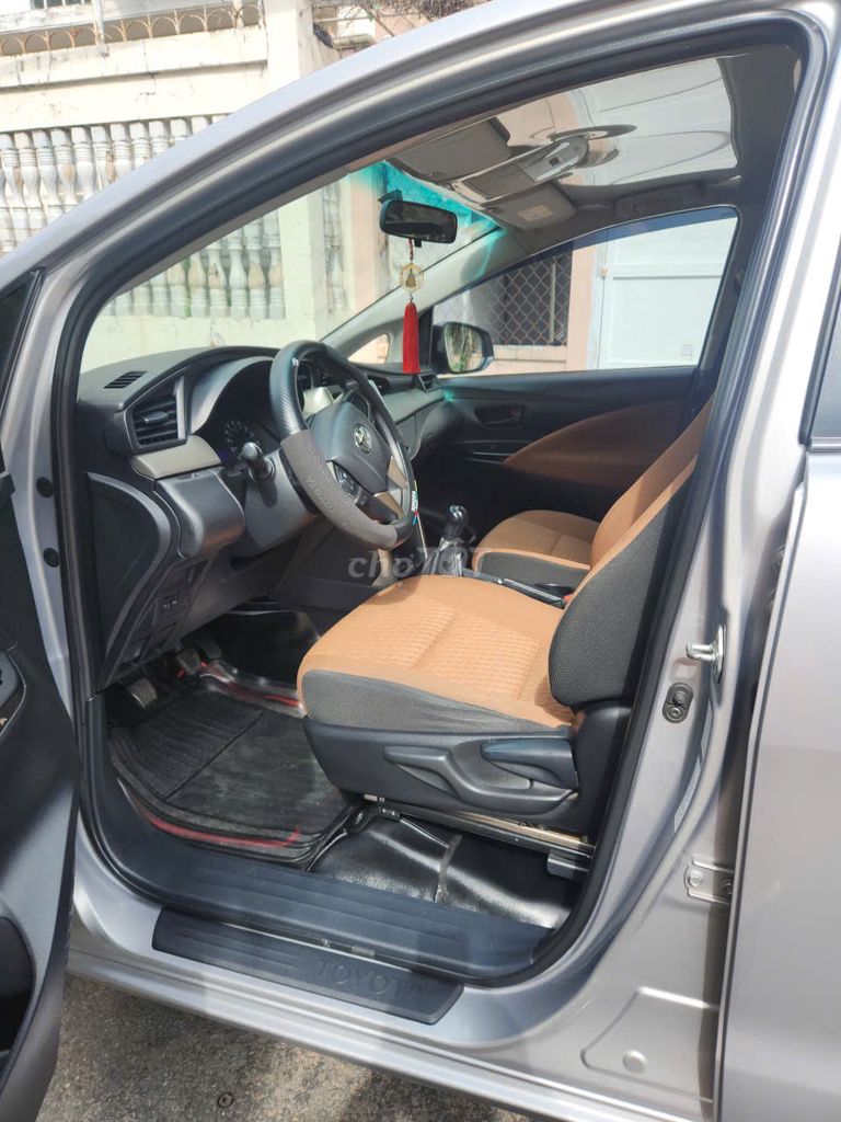 Toyota Innova 2017 - ảnh 5